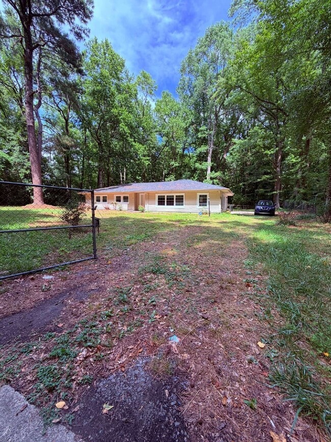 Photo - 721 Hooker Rd