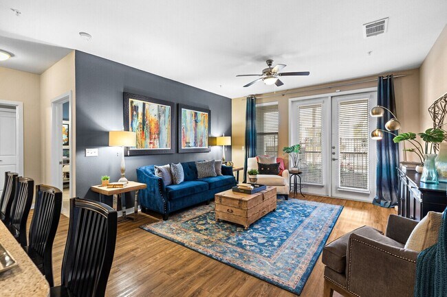 Photo - This One Comes With Perks Unidad TASTC3