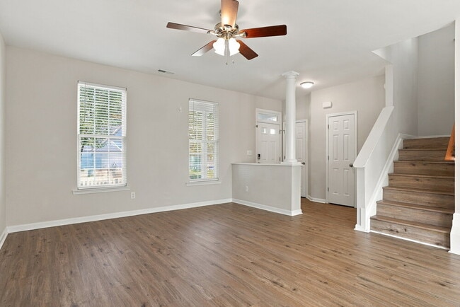 113 Shad Boat Ln