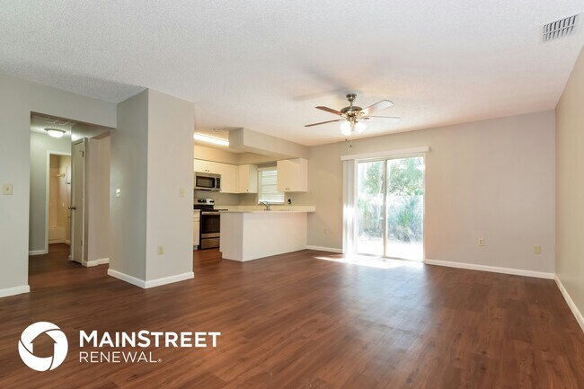 Photo - 5420 Southgrove Pl