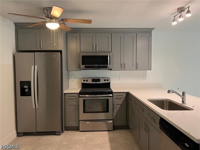 Photo - 6064 Laurelwood Dr
