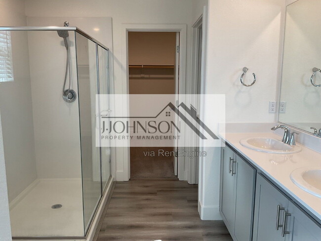 Photo - 1160 Richardson Rd