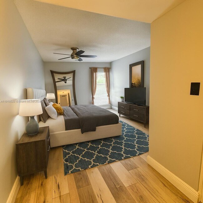 Photo - 12035 NE 2nd Ave Unit A212