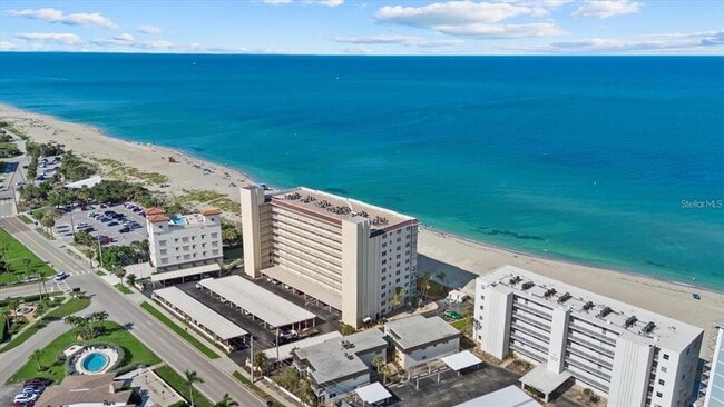 Building Photo - 255 The Esplanade N Unit 106