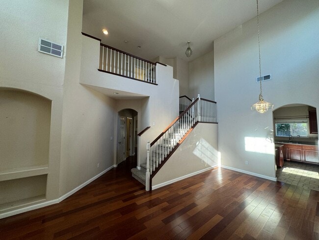 Photo - Updated 4 Bedroom Natomas Crossing Home