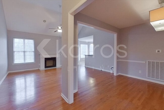 Photo - 605 Sophia Ct