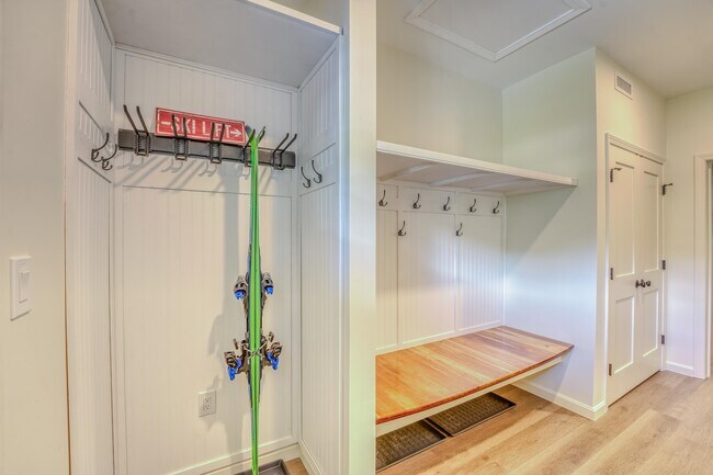 Photo - 16 Twin Tip Ter Unit 10