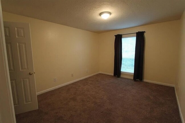 Photo - 22715 Bridgewater Dr