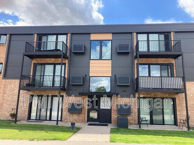 8434 Woodhaven Dr SW Unidad 12