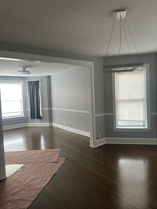 Building Photo - 903 N Lockwood Ave Unit Westside 3 bedroom Austin