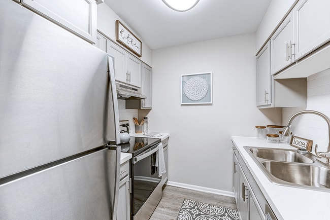 Photo - The Woods of Fairfax