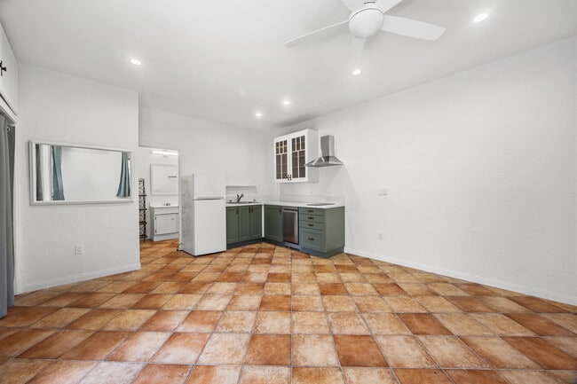 Photo - 166 N Arnaz Dr