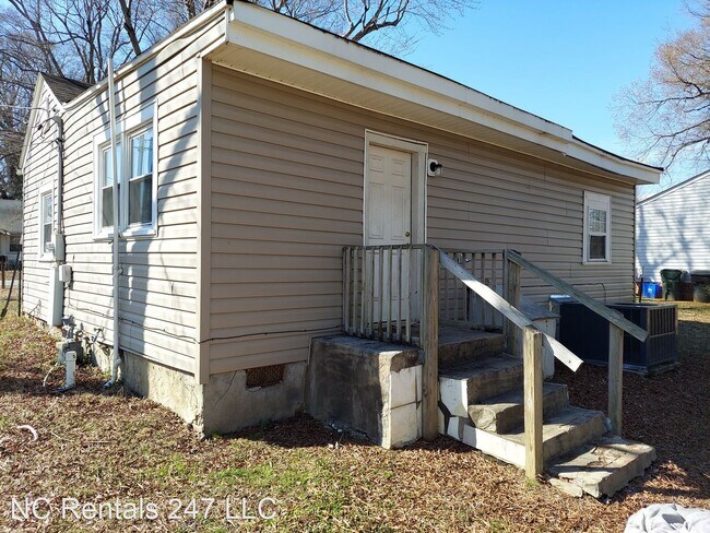 Photo - 2 br, 1 bath House - 2126 Wiggins St