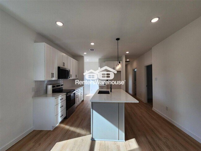 Photo - 7817 Beckley St