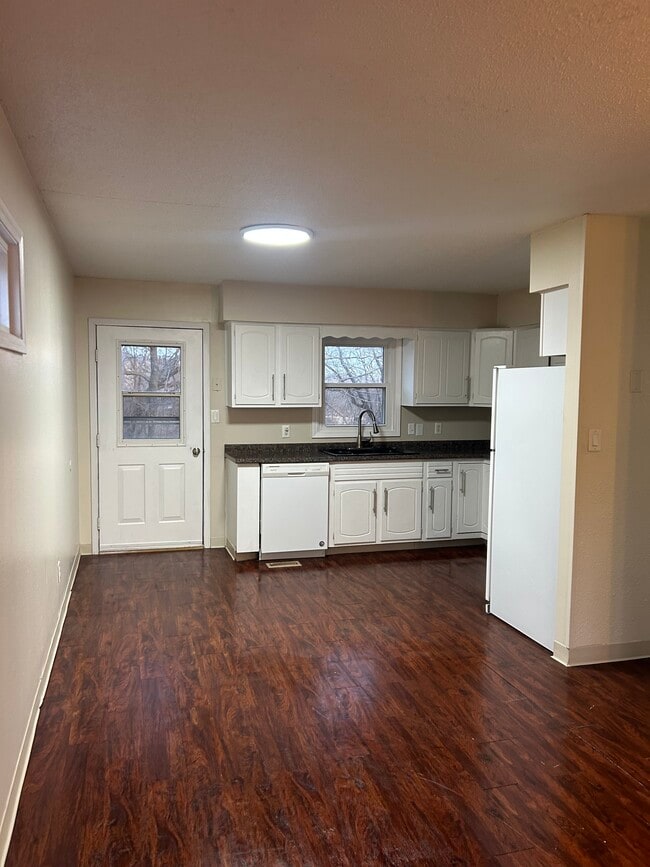 Photo - 4 Wren Dr Unit 6 Wren Drive