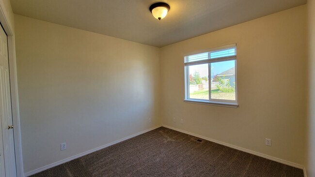 Photo - 4 bed, 3 bath home located in the Sunshine Meadows Neighborhood, Coeur d'Alene