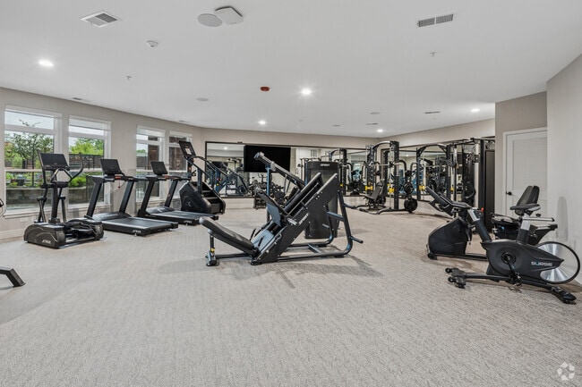 Fitness Center - Cerca