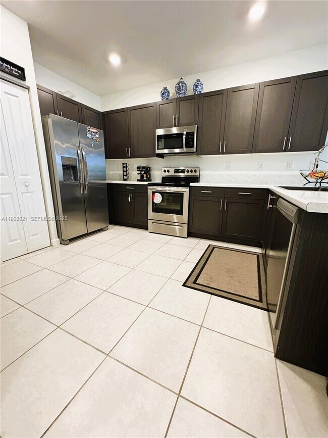 Photo - 13158 SW 233rd St