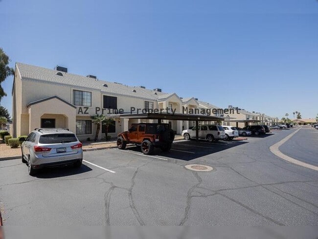Photo - 7801 N 44th Dr