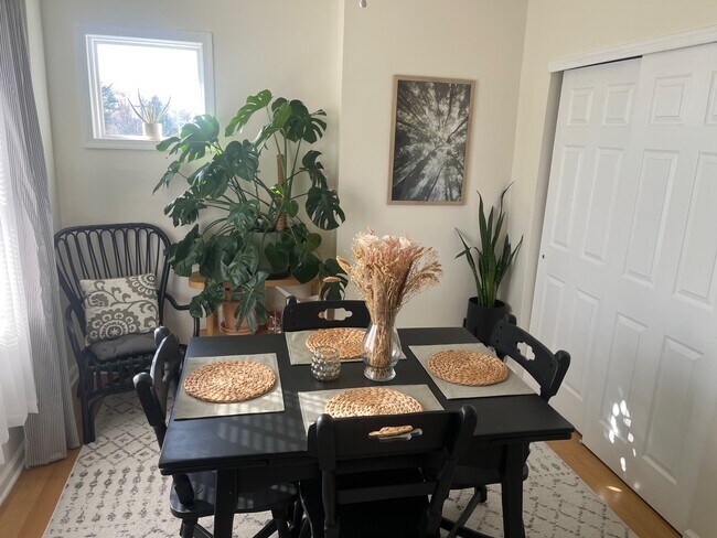 Photo - 106 Dallas Rd Unit 2nd Floor