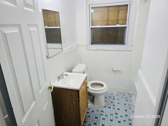 Photo - 11466 Somerset Ave