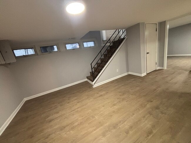 Photo - 5 Bedroom Home