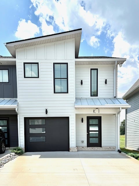 Photo - 725 Hornbuckle Rd Townhome