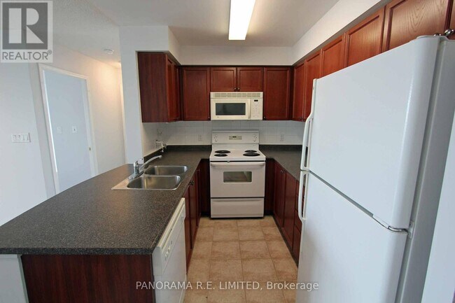 Photo - 4879 Kimbermount Ave Unit 811