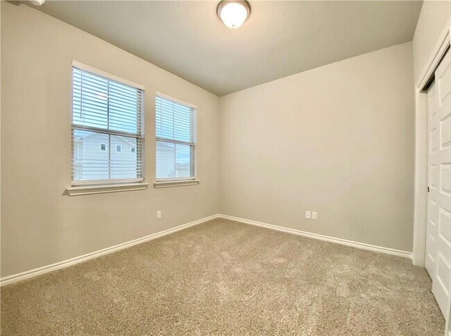 Photo - 1701 Yaupon Grove Ln