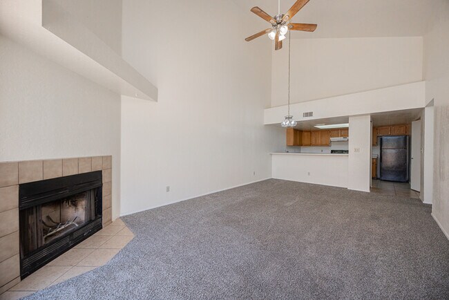 Photo - 2019 W Lemon Tree Pl