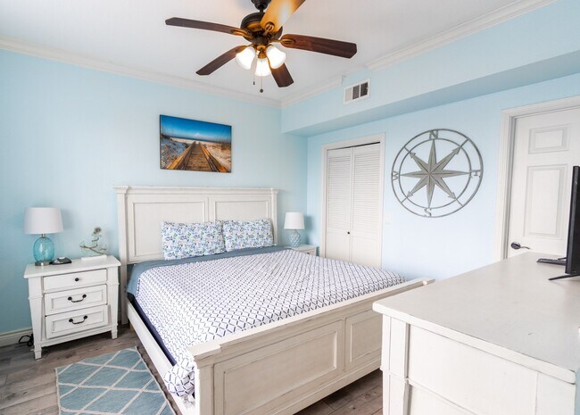 Photo - 7000 Seawall Blvd