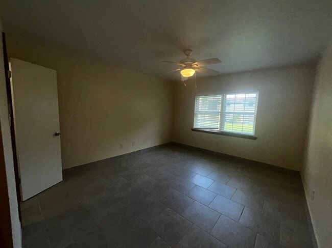 Photo - 2325 W Pensacola St