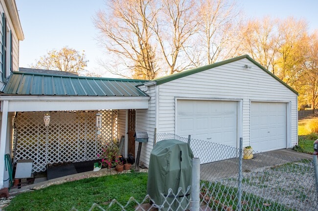 Photo - 5354 State St