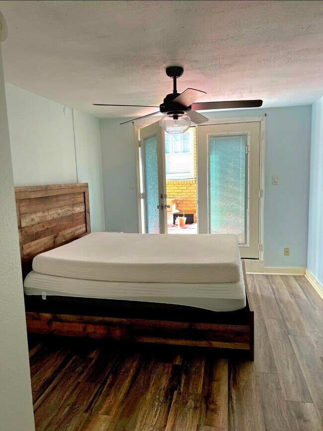 Photo - 2606 Stanford St Unidad 3