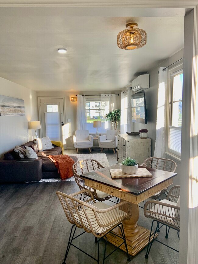 Photo - 1630 Chestnut Street Unit #A Chestnut,LLC