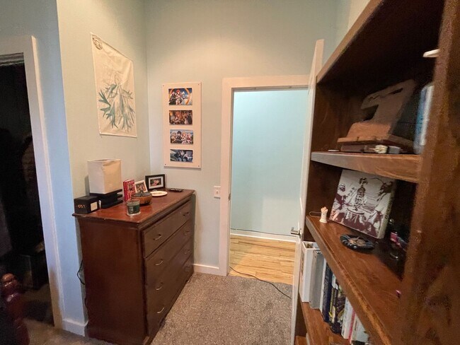 Photo - 1411 W Thompson St Unit 1