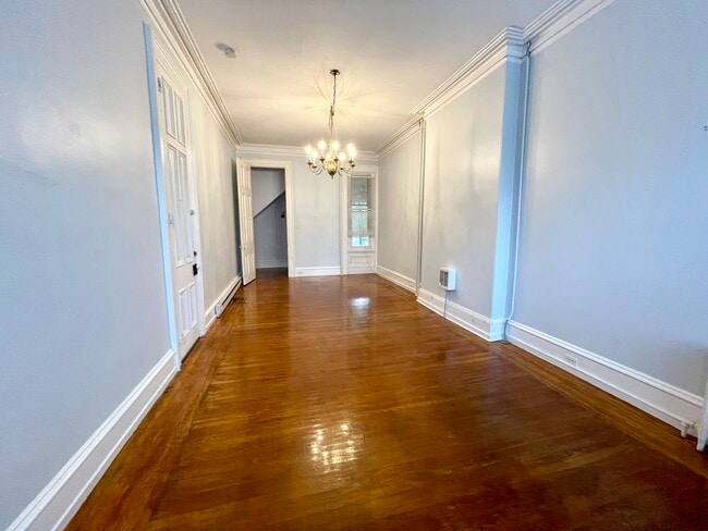 Photo - 1015 DeKalb St Unit 1