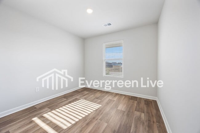 Photo - 1230 Willow Oaks Wy