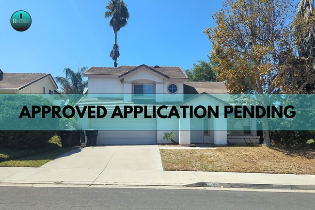 Building Photo - Spacious 3-Bed, 3-Bath Home in Riverside