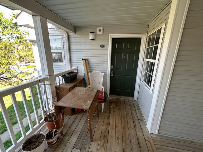 Room in Condo on Wolfmill Dr