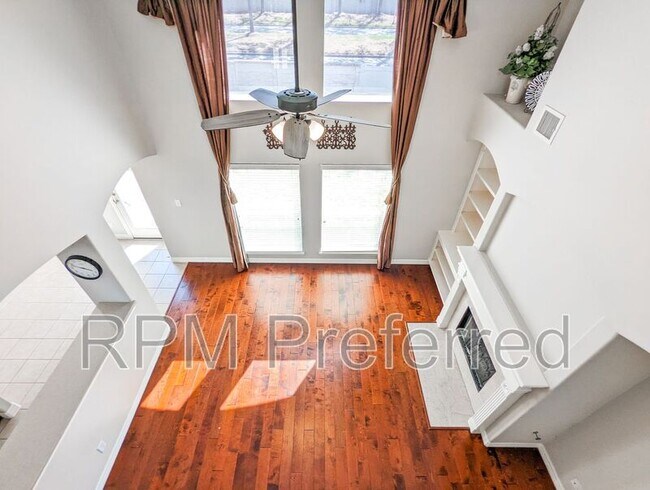 Photo - 23727 Hackberry Dr