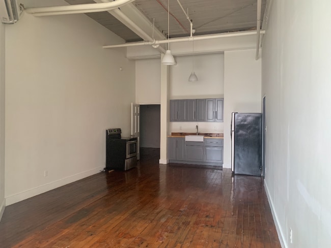 Photo - 1415 Kemper St