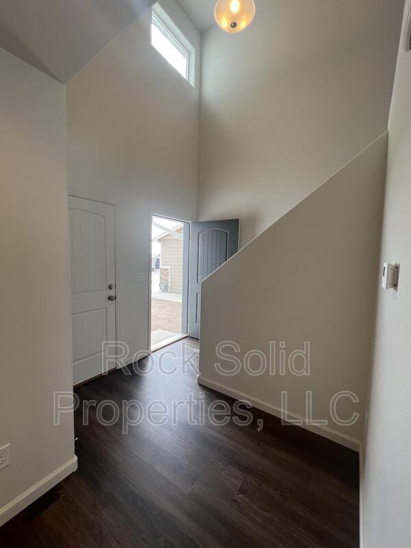 Photo - 1512 Danny Pl