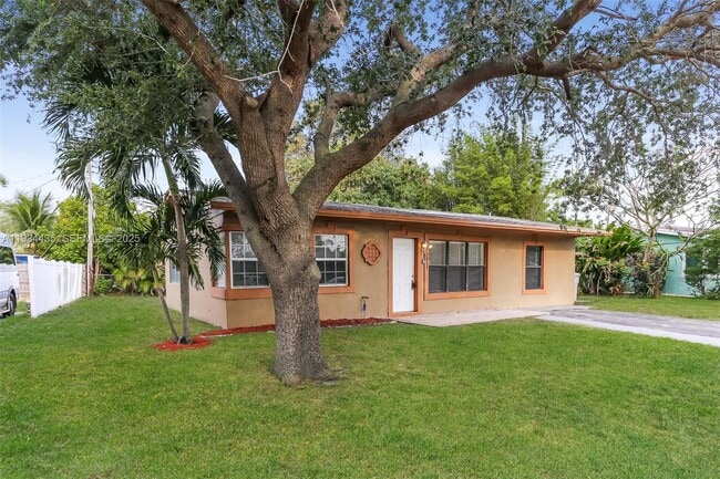 Photo - 2411 NE 10th Ave