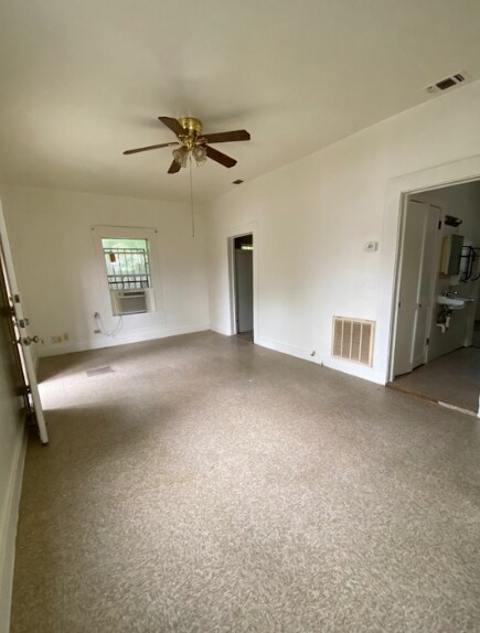Photo - 1221 Center St
