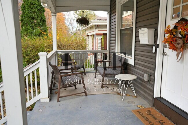 148 N Monroe Ave