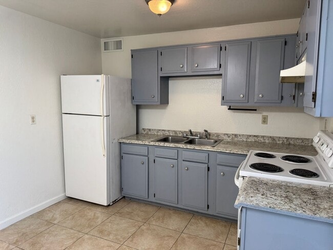 Photo - Nice Central 2 Bedroom