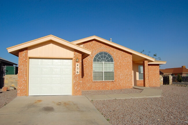 Photo - 456 Von Bargen Dr