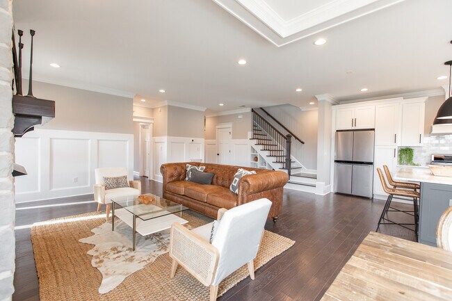 Photo - 1008 Easton Ct