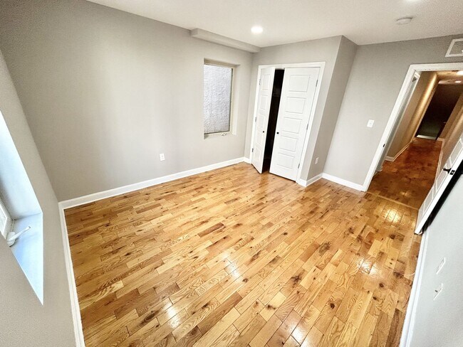 Photo - 439 Wiota St Unidad A